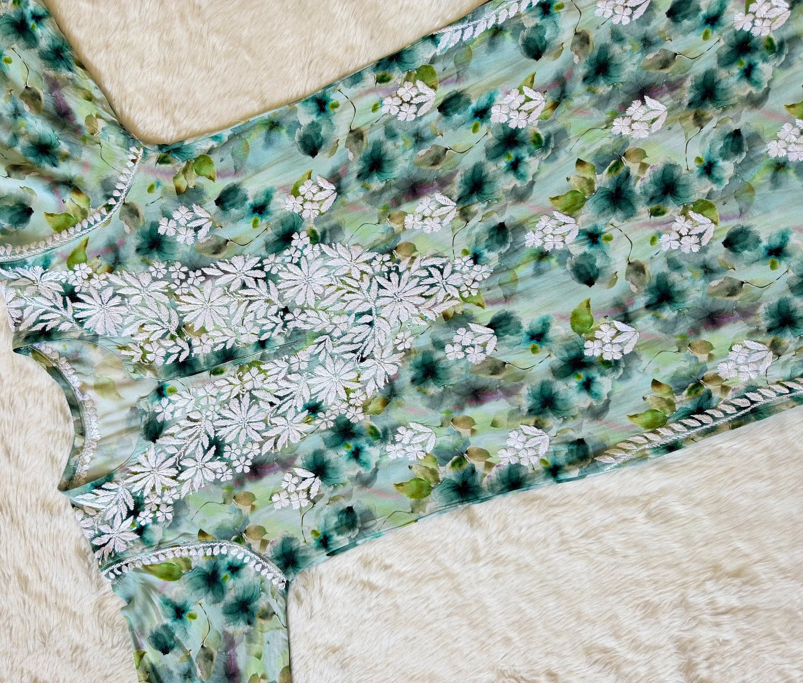 Mehr Emerald Green Rayon Printed Chikankari Kurti