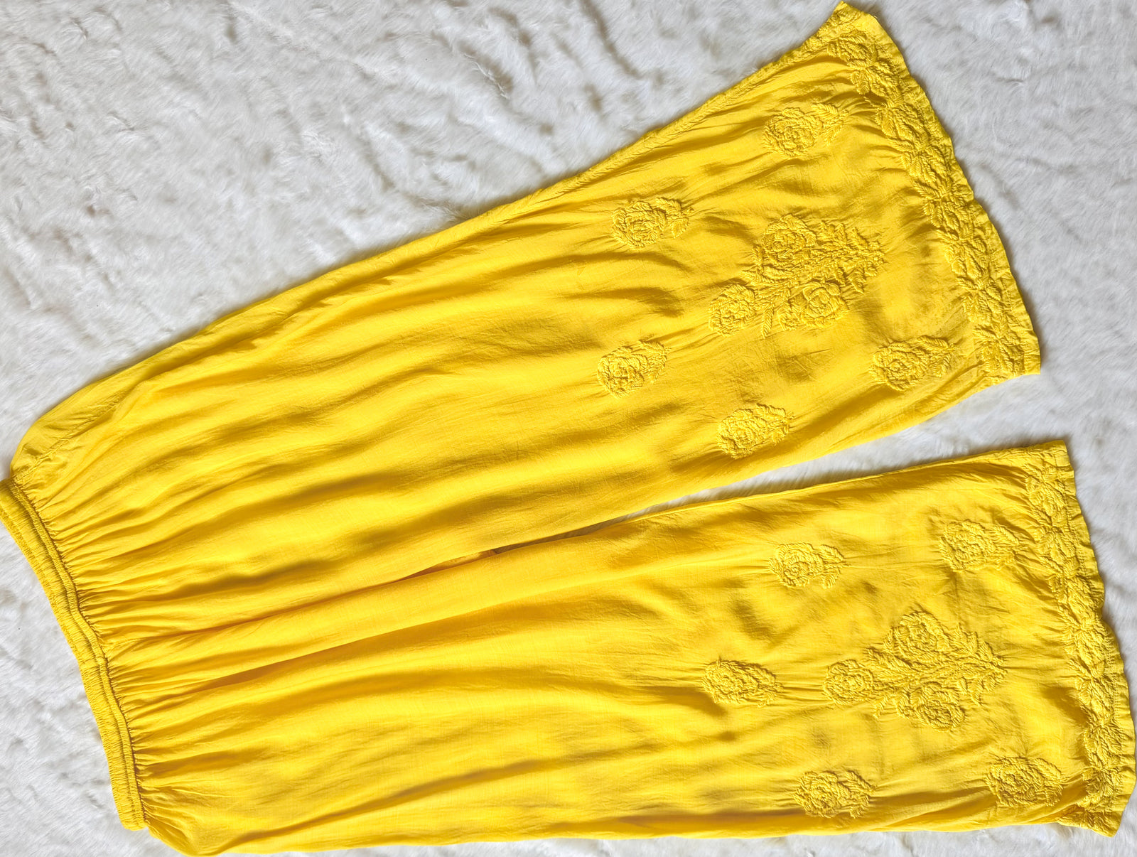 Mira Yellow 3D Chikankari Pure Muslin Silk Kurta Bottom Set