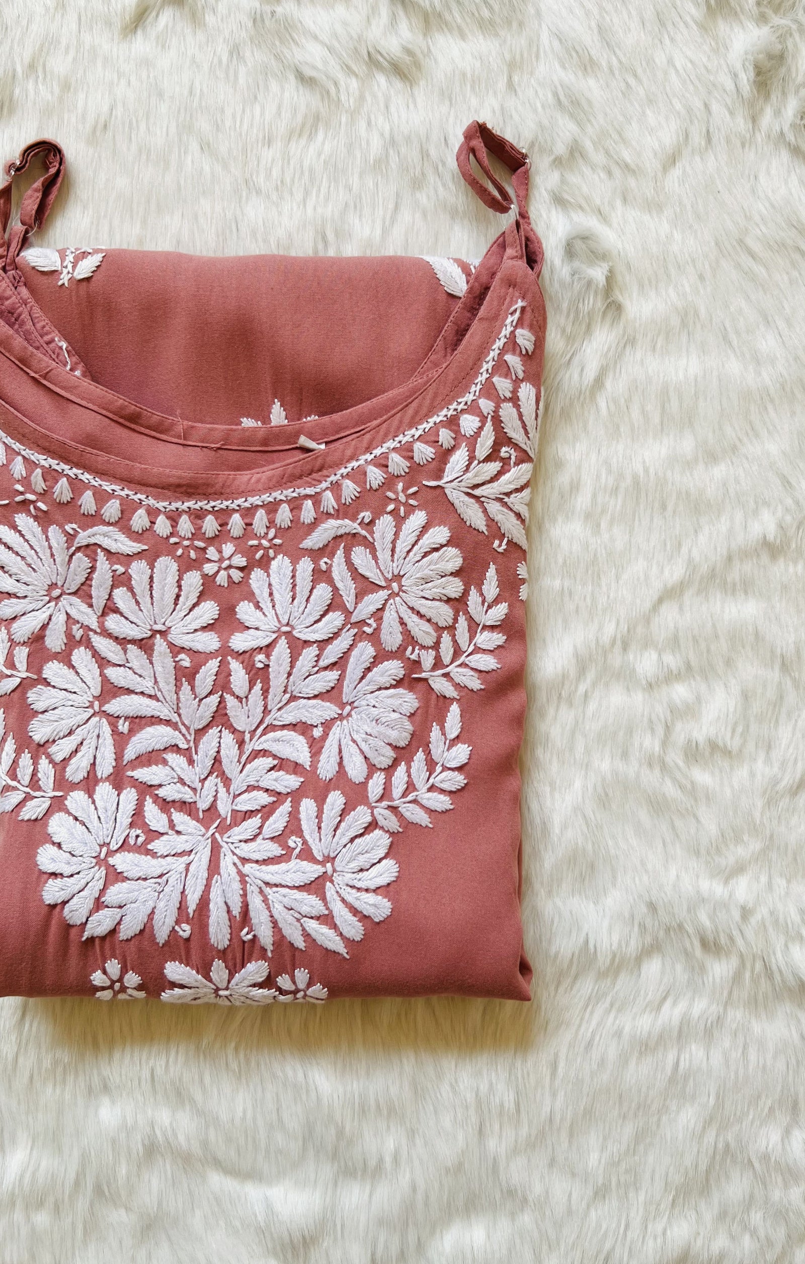 Rida Blush Pink Sleeveless Rayon Chikankari Kurta