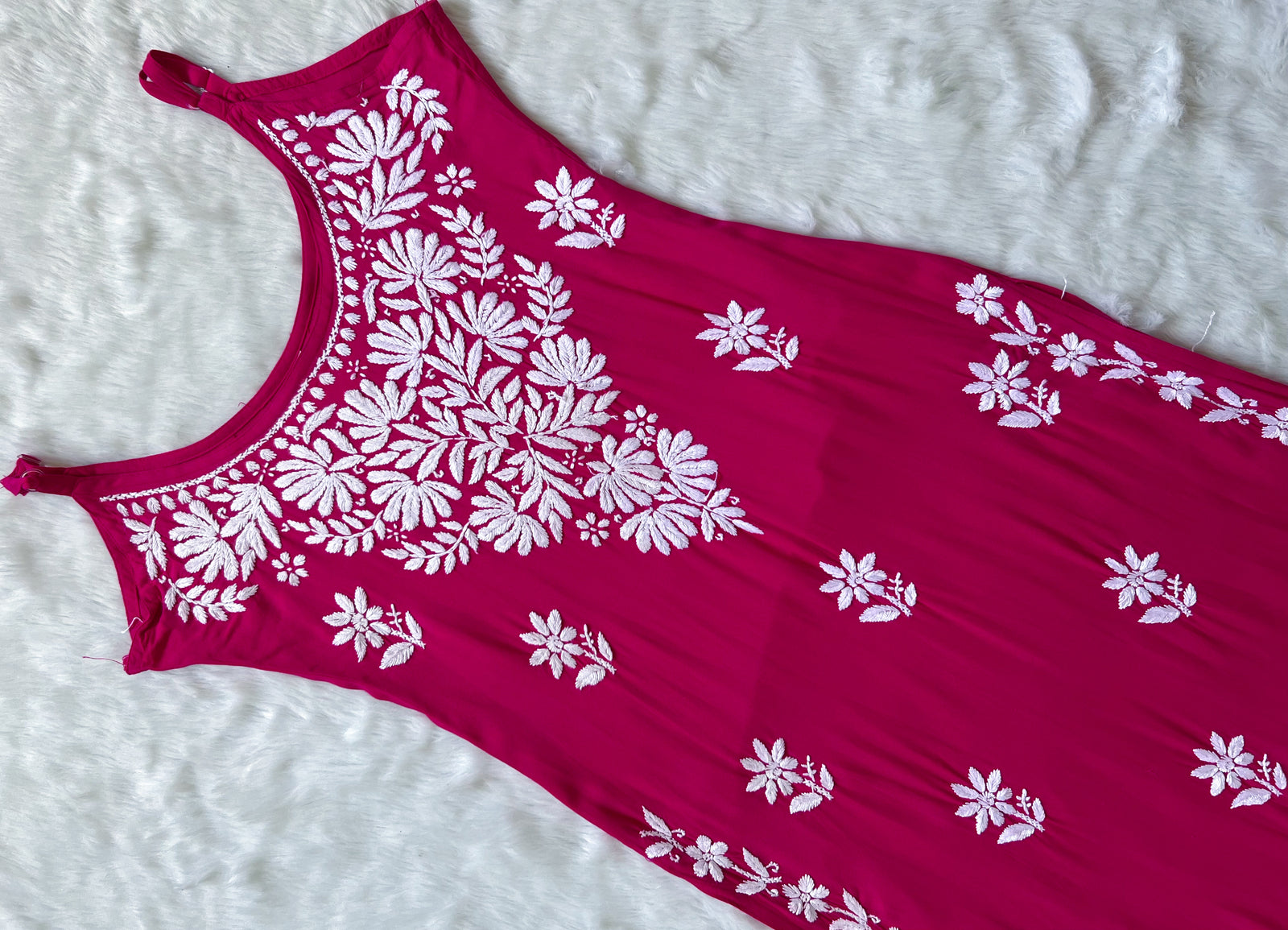 Rida Hot Pink Sleeveless Rayon Chikankari Kurta