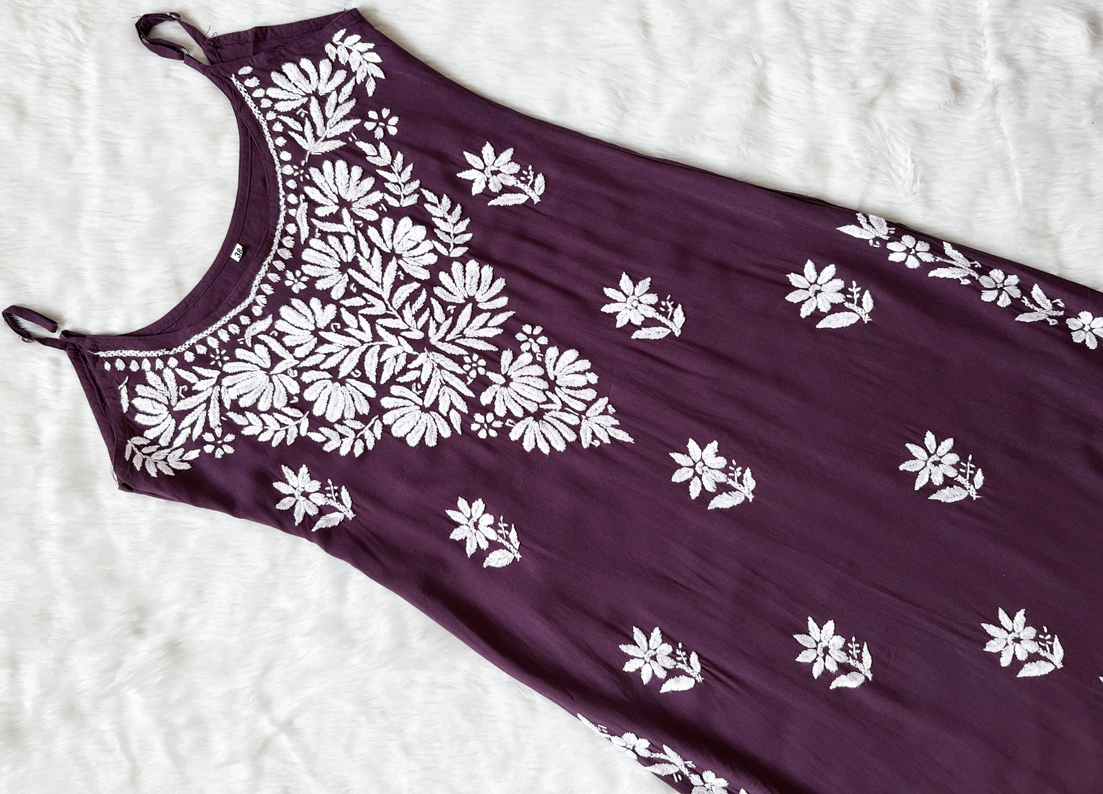 Rida Mauve Purple Sleeveless Rayon Chikankari Kurta