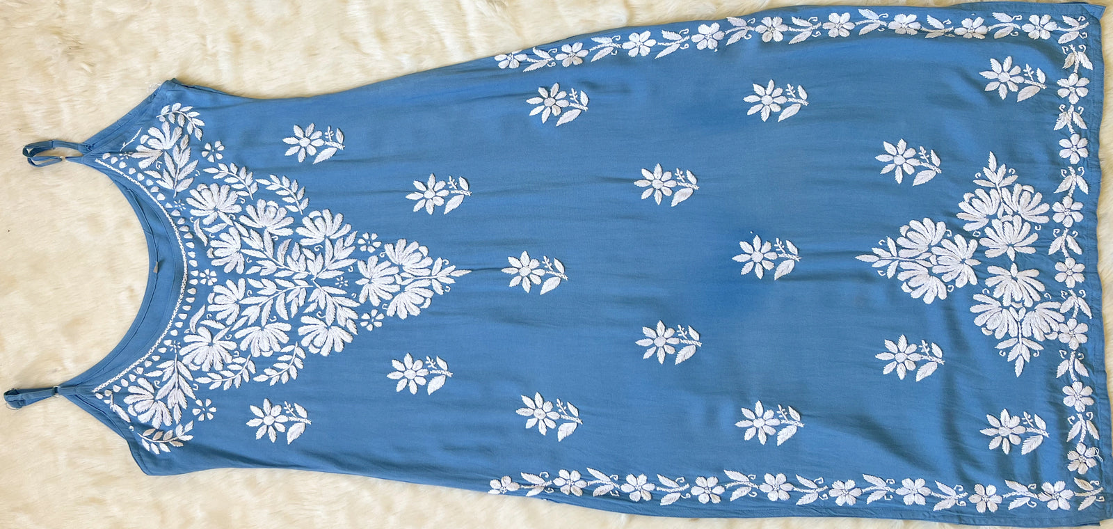 Rida Powder Blue Sleeveless Rayon Chikankari Kurta