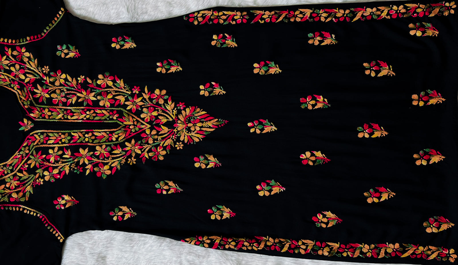 Ruhi Black Multi Long Rayon Kurta