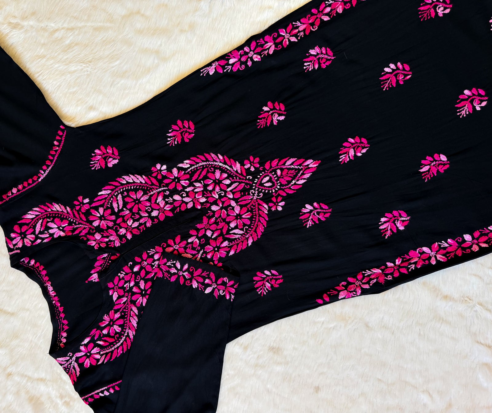 Sara Black & Pink Long Rayon Chikankari Kurti