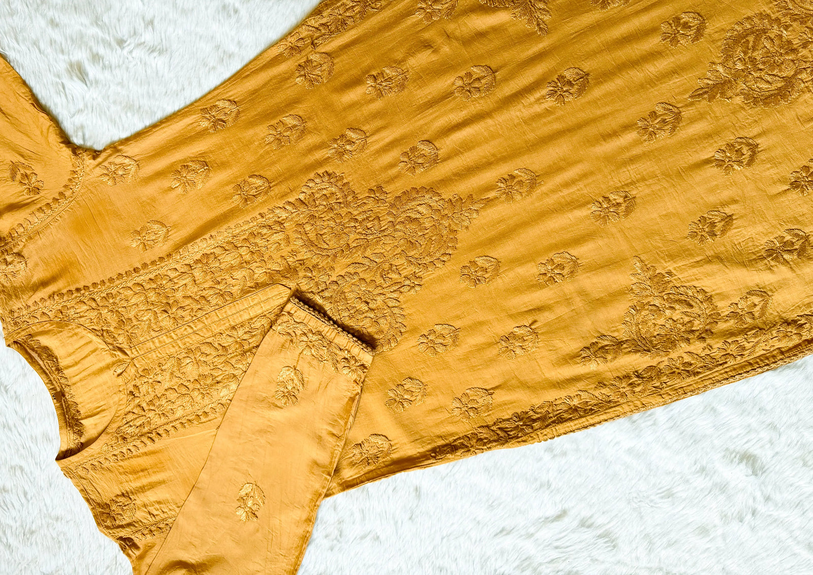 Haniya Beige Ombre Chanderi Chikankari Kurta Bottom Set