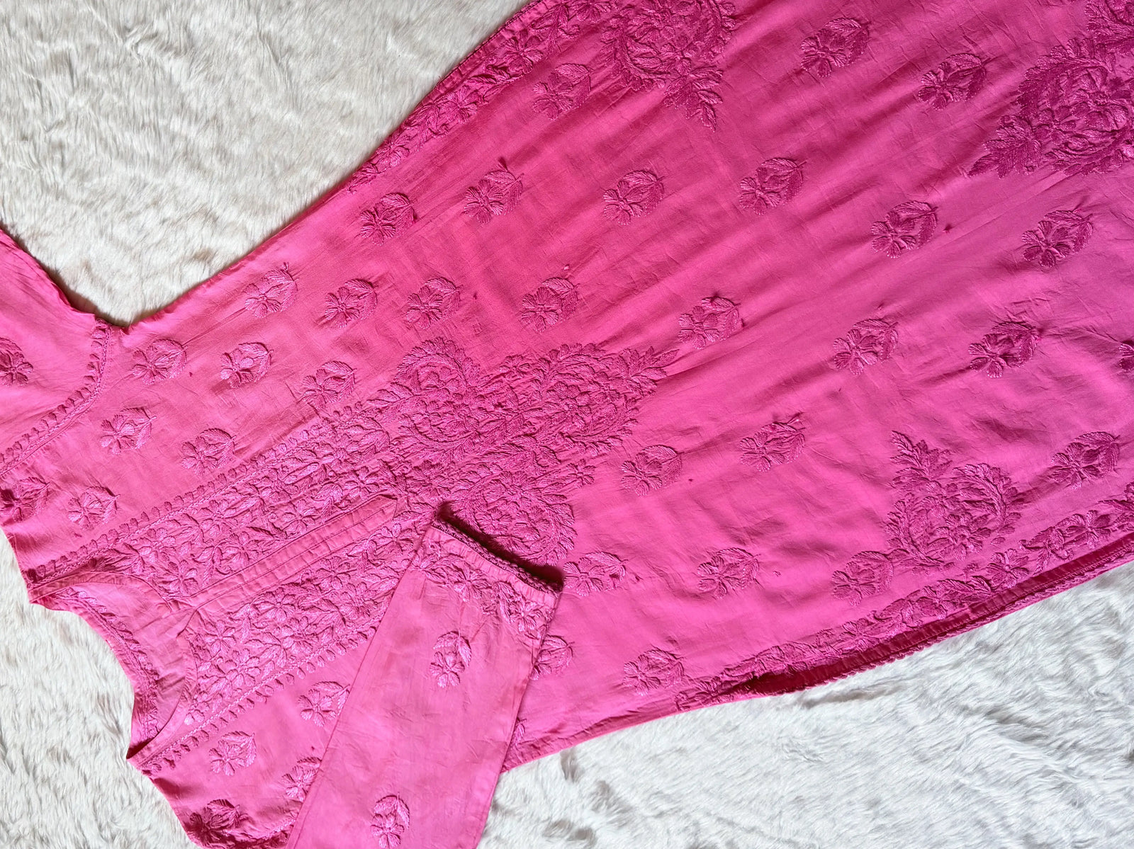 Haniya Pink Ombre Chanderi Chikankari Kurta Bottom Set