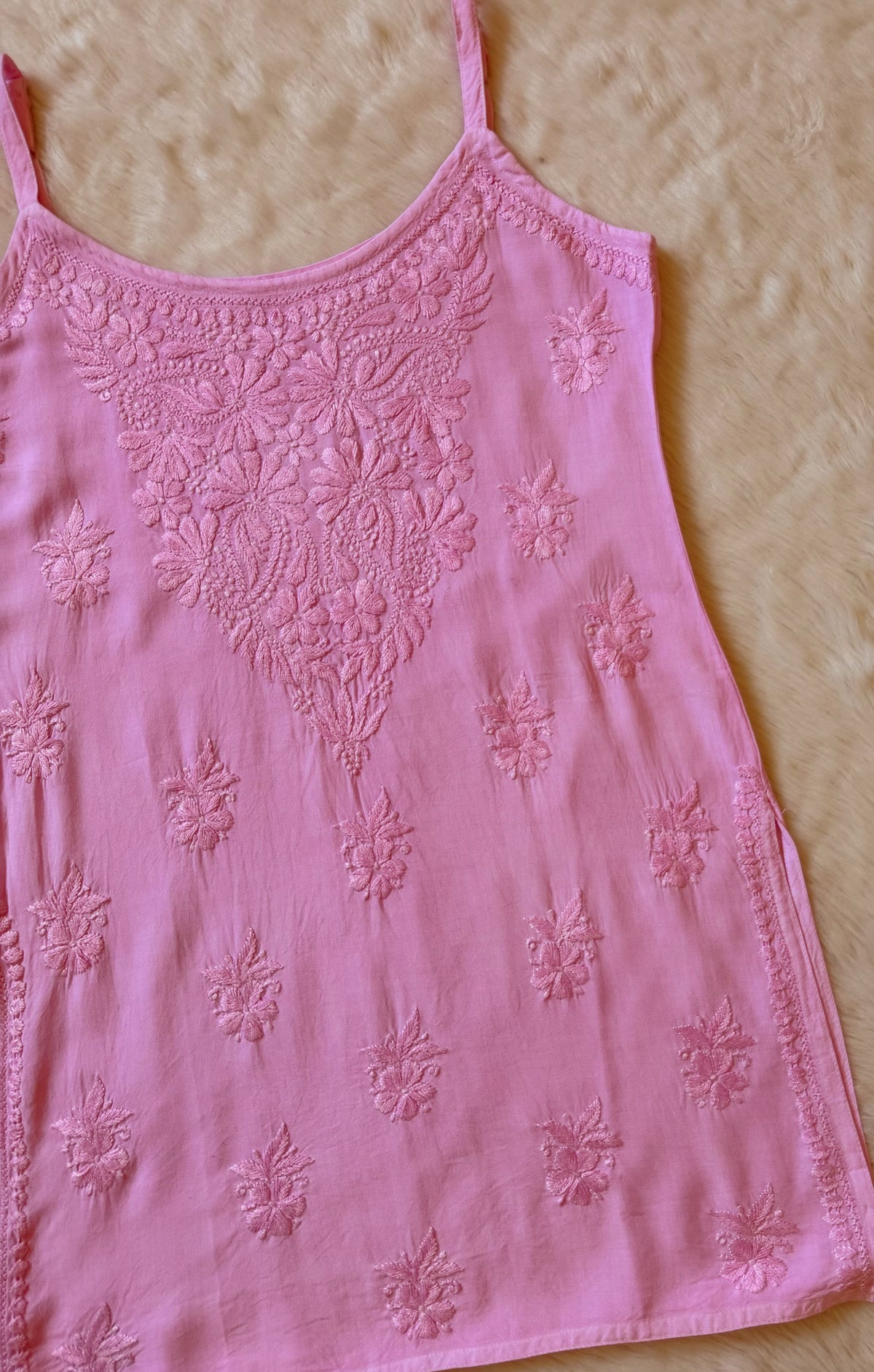 Heer Baby Pink Sleeveless Short Rayon Kurti