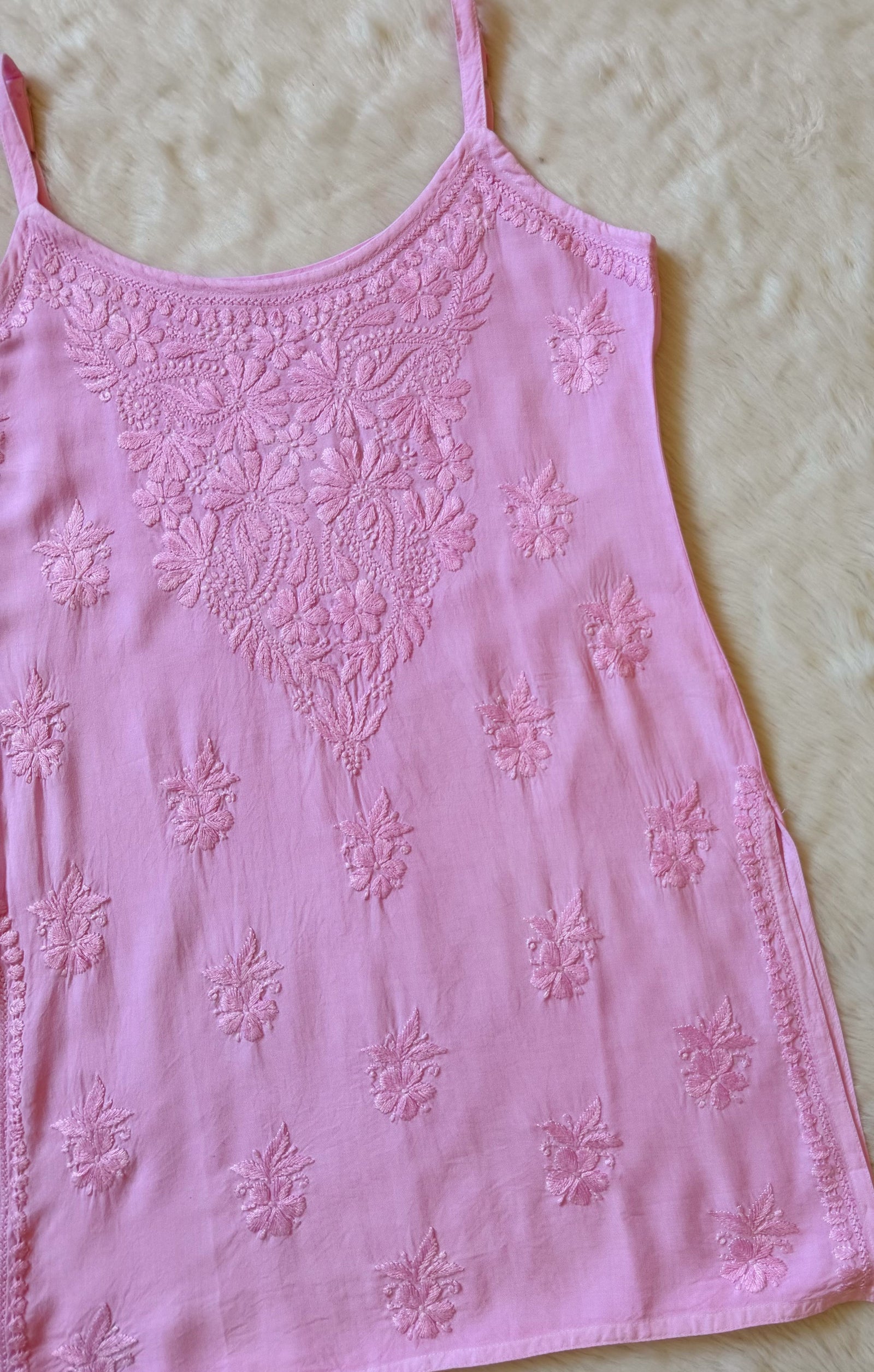 Heer Baby Pink Sleeveless Short Rayon Kurtis