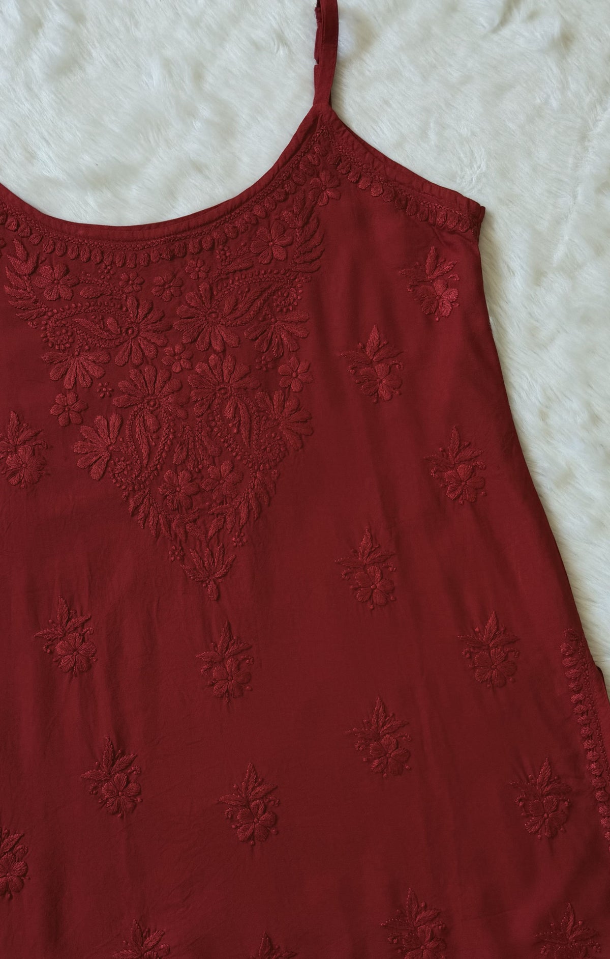 Heer Brick Red Sleeveless Short Rayon Kurti