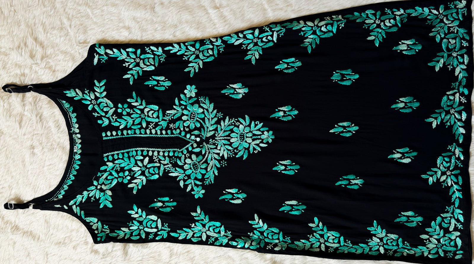 Hoor Black & Teal Knee Length Modal Chikankari Kurti