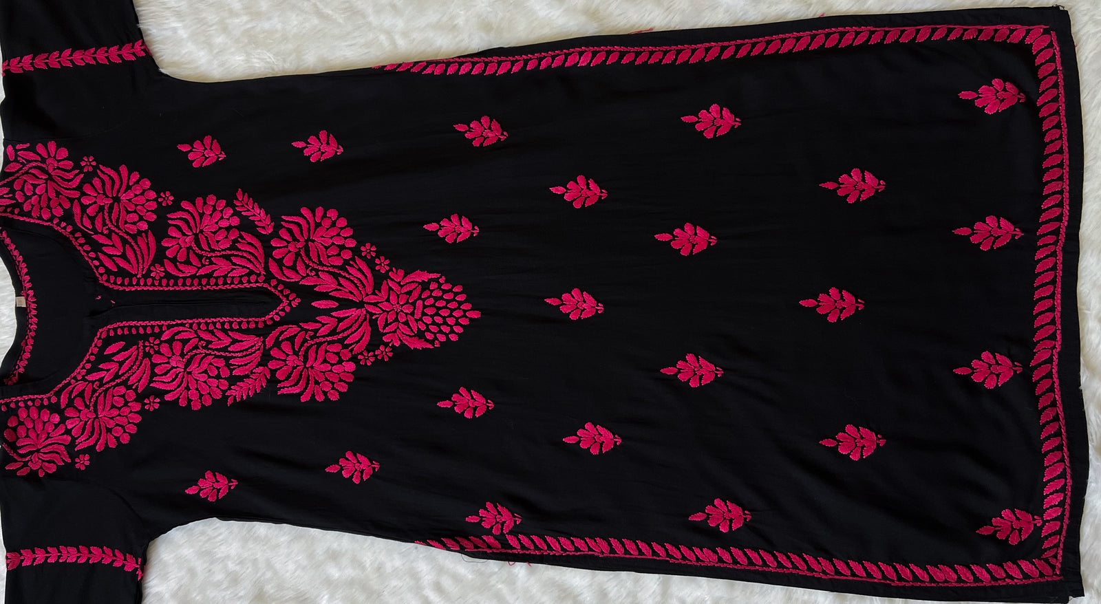 Huda Black & Dark Pink Rayon Chikankari Kurta