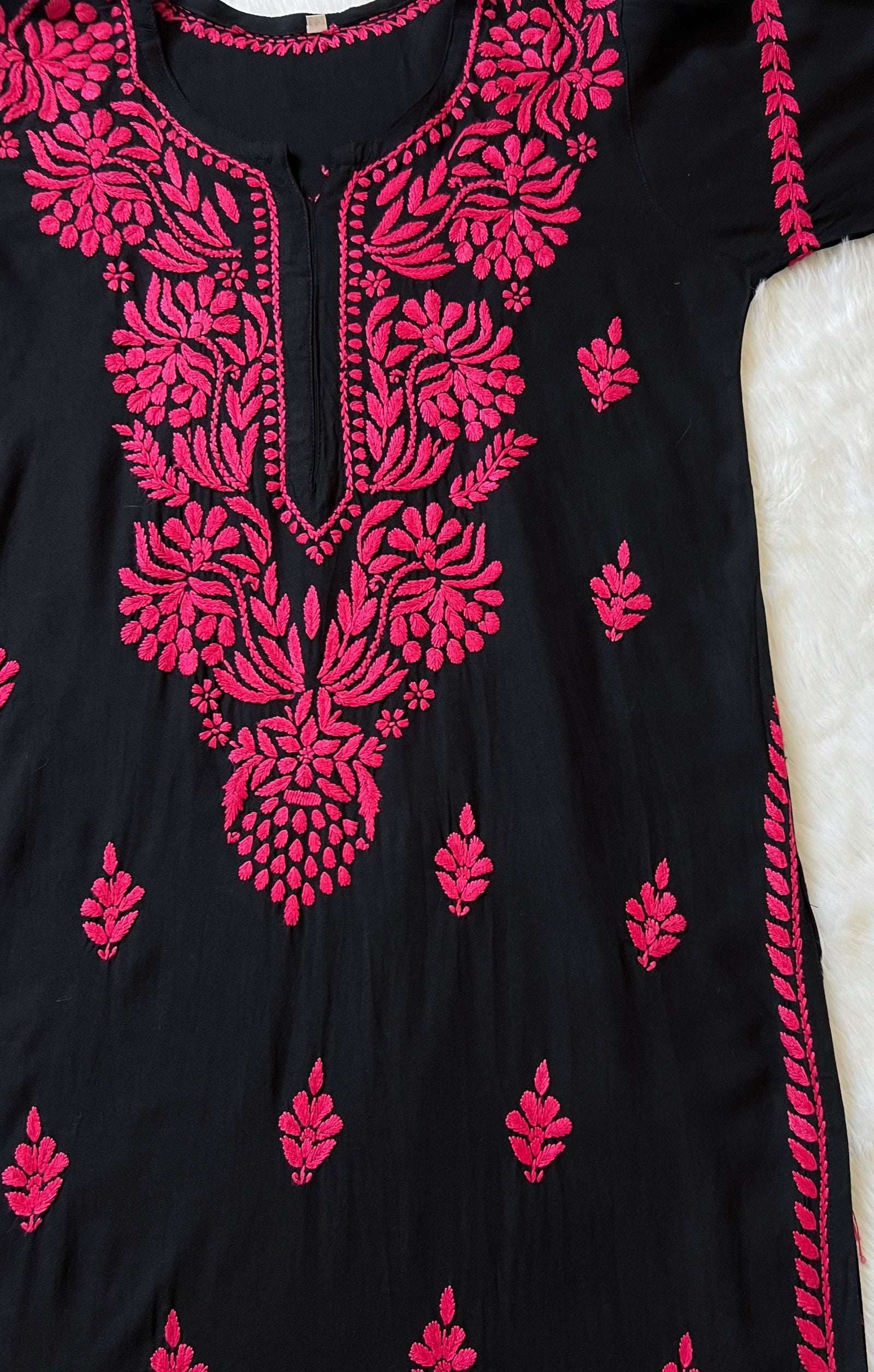 Huda Black & Pink Rayon Chikankari Kurta
