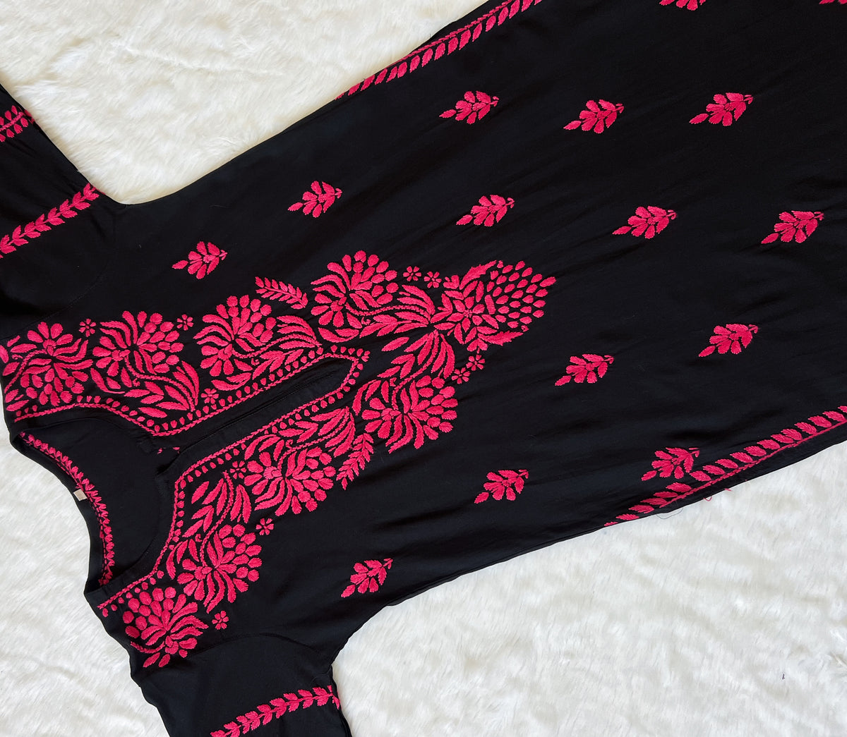 Huda Black & Pink Rayon Chikankari Kurta