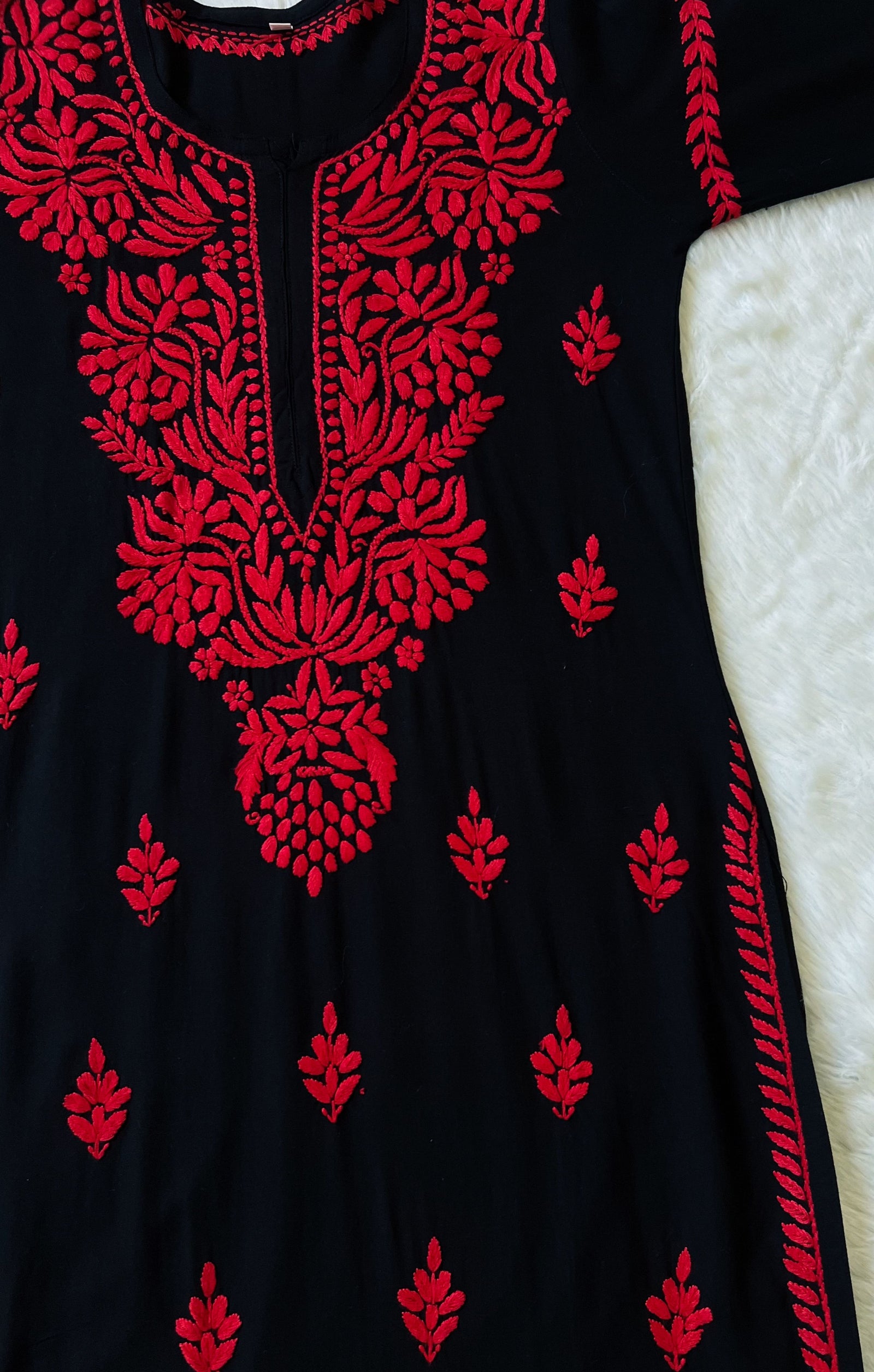 Huda Black & Red Rayon Chikankari Kurta 
