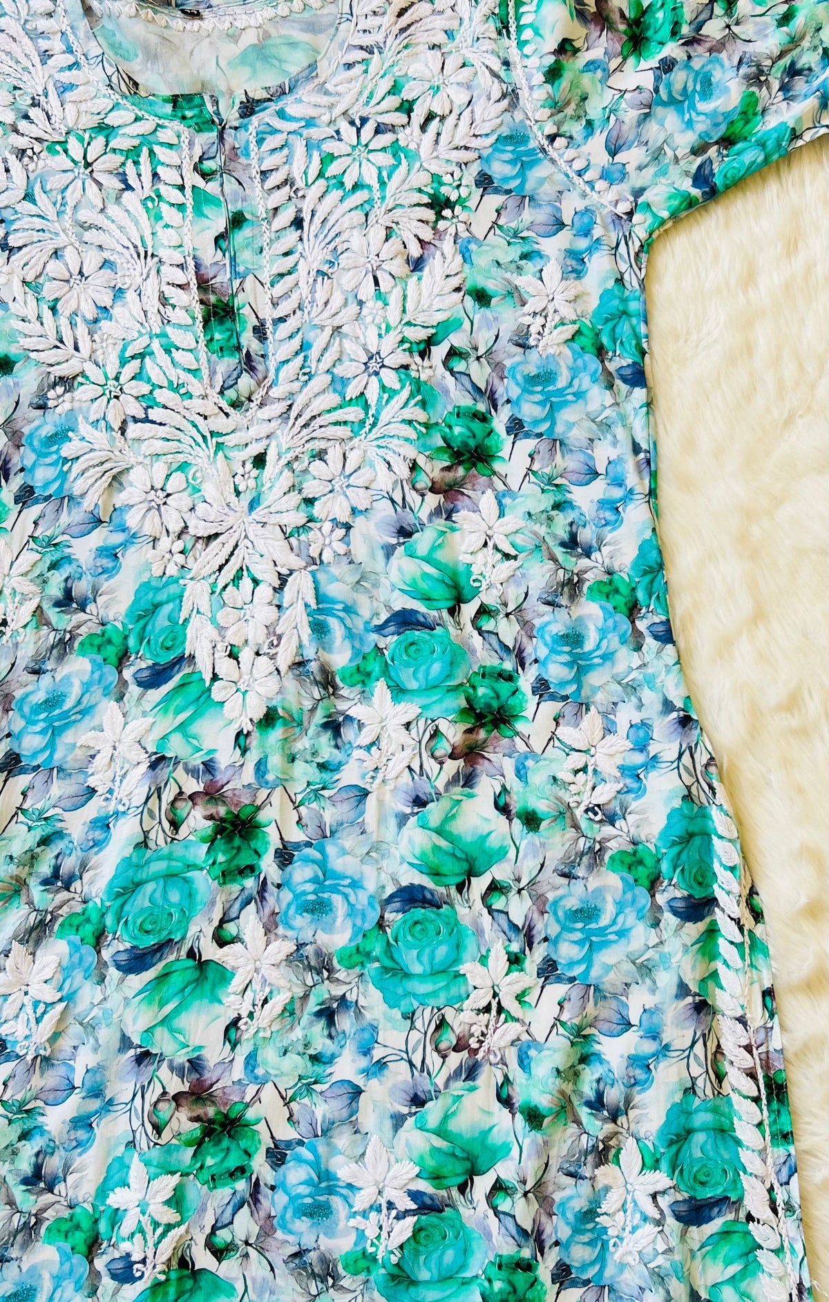 Kiara Green Roses Printed Rayon Chikankari Kurta