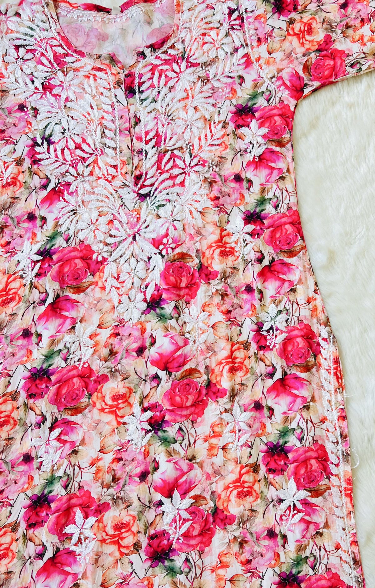 Kiara Pink Roses Printed Rayon Chikankari Kurta