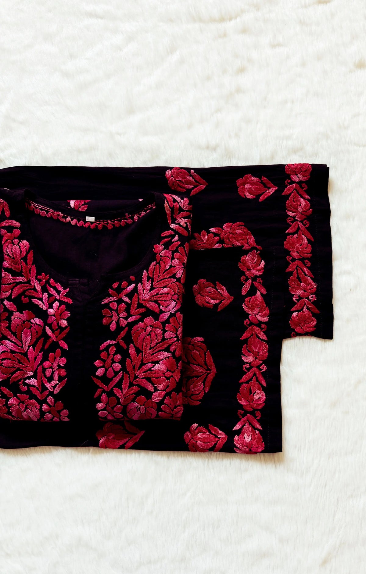 Laiba Black &amp; Red Rayon Chikankari 2 Piece Set