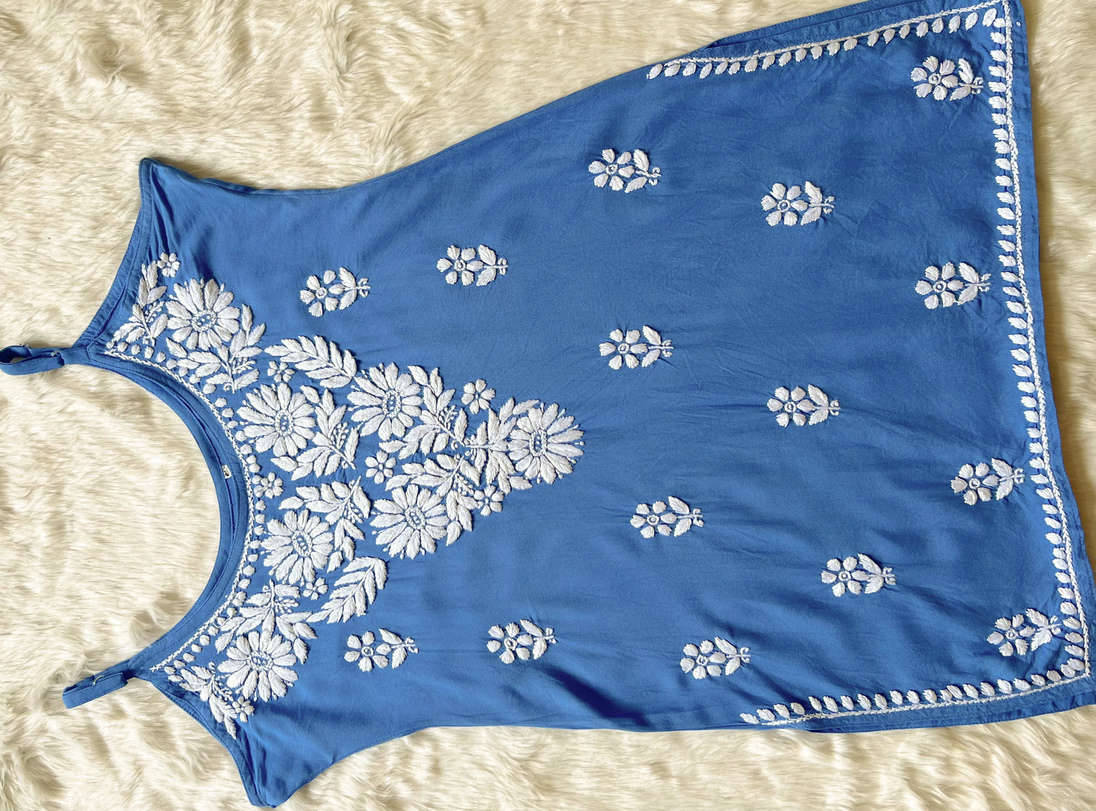 Lyla Blue Sleeveless Short Rayon Kurti