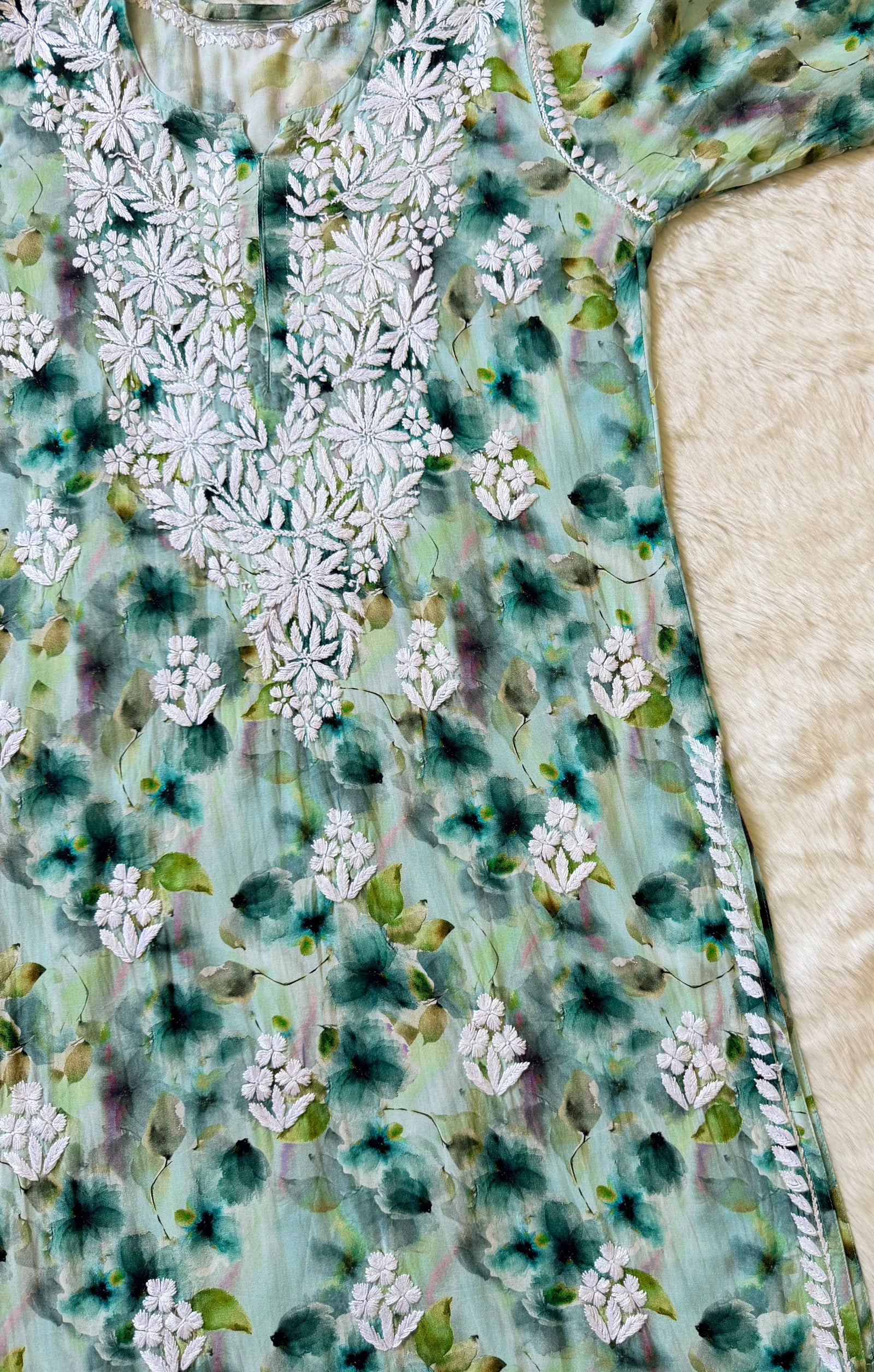 Mehr Emerald Green Rayon Printed Chikankari Kurti