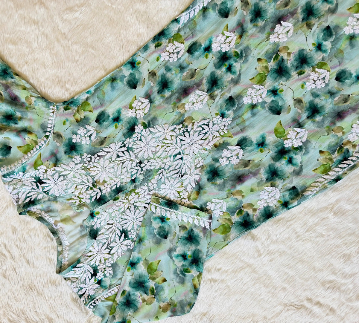 Mehr Emerald Green Rayon Printed Chikankari Kurti