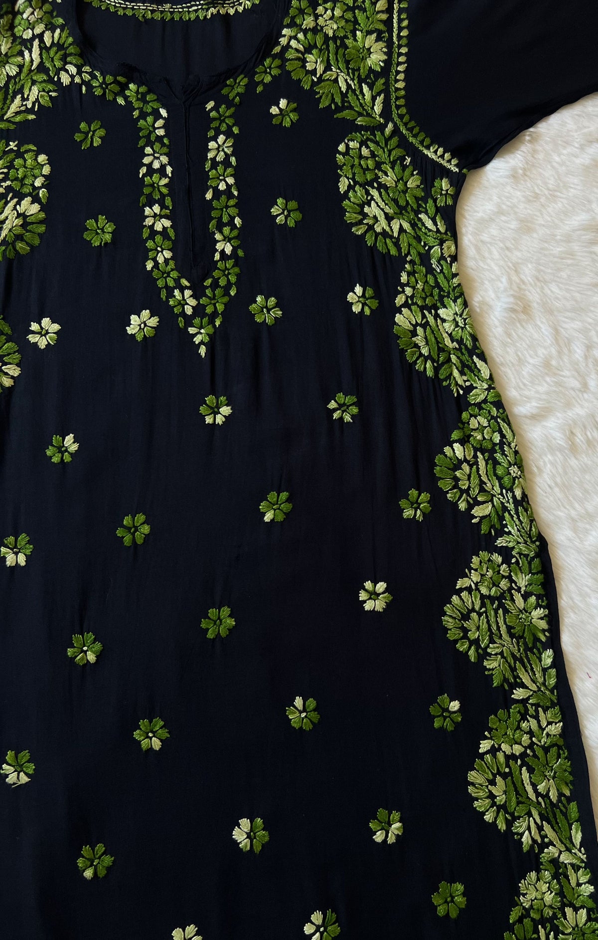 Noor Black &amp; Green Rayon Chikankari Kurta