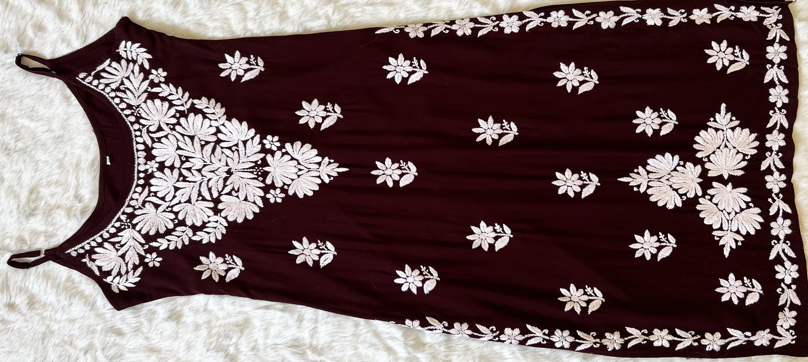 Rida Brown Sleeveless Rayon Chikankari Kurta