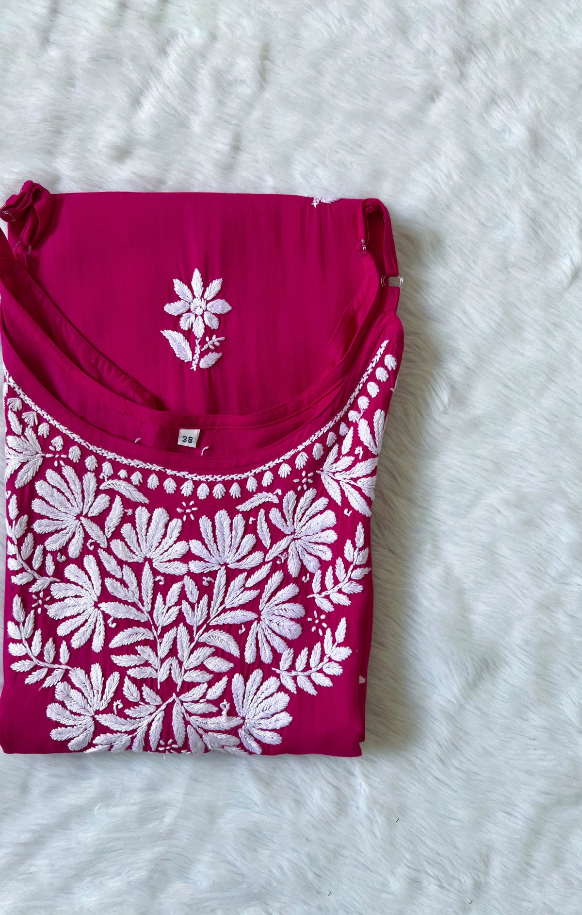 Rida Hot Pink Sleeveless Rayon Chikankari Kurta