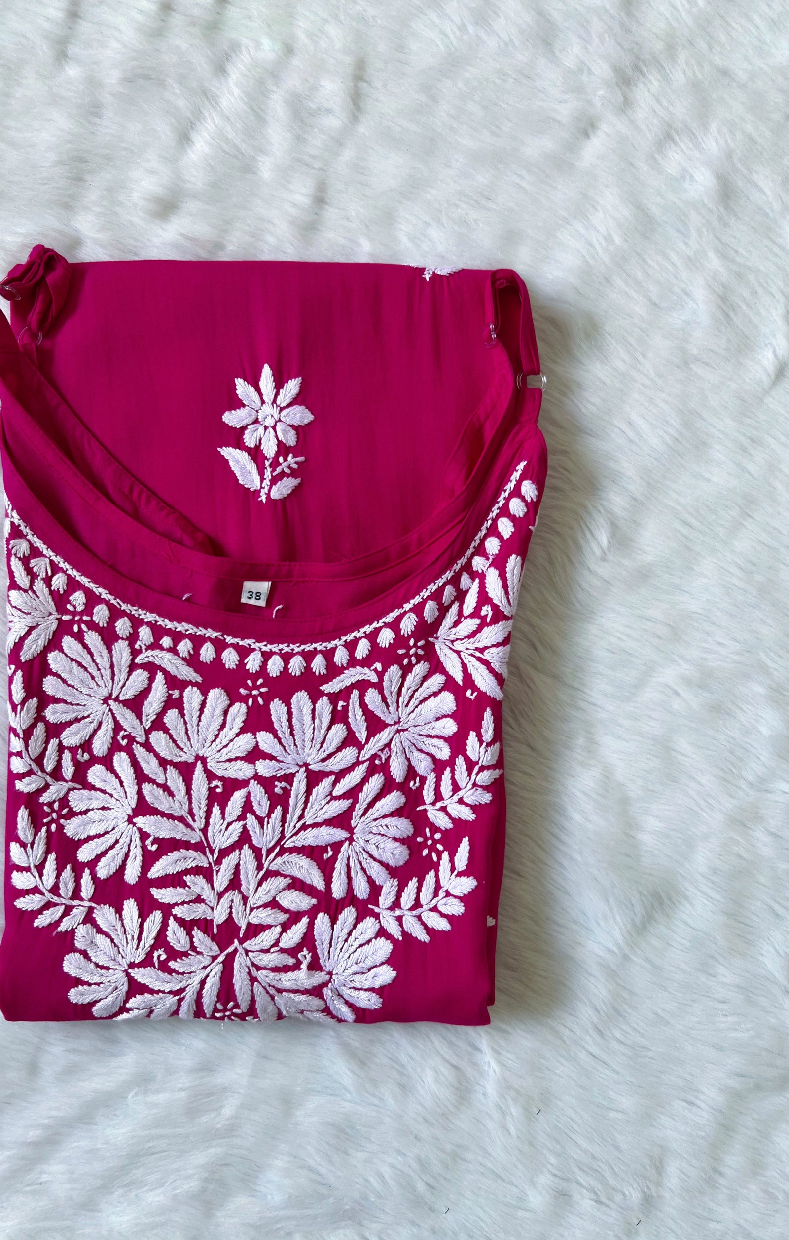 Rida Hot Pink Sleeveless Rayon Chikankari Kurta
