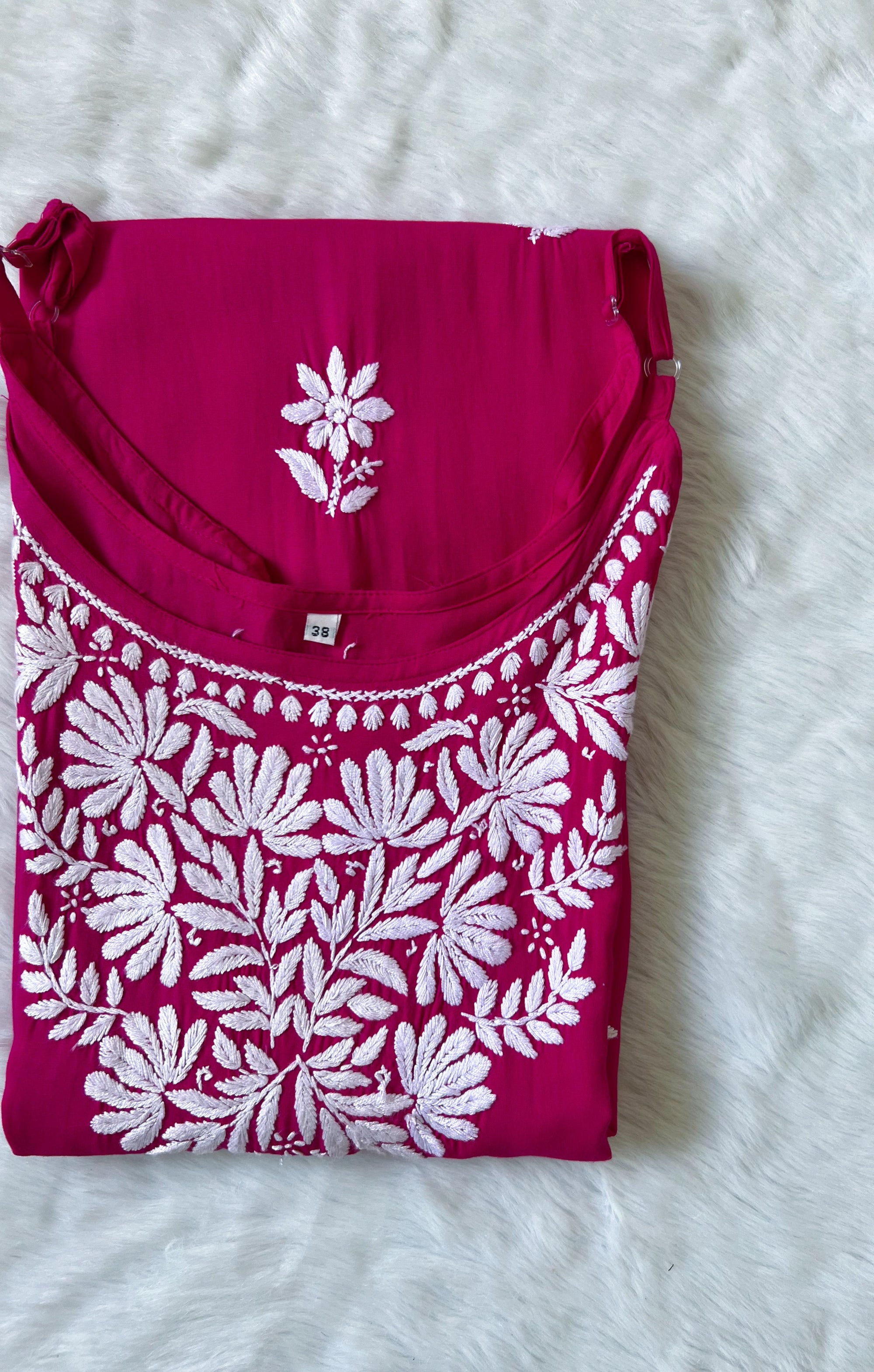 Rida Hot Pink Sleeveless Rayon Chikankari Kurta