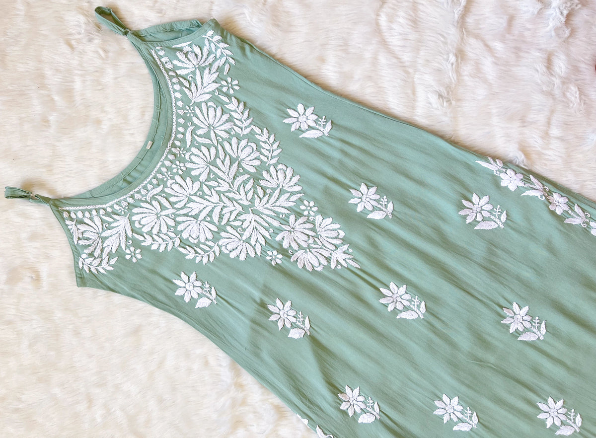 Rida Pastel Green Sleeveless Rayon Chikankari Kurta