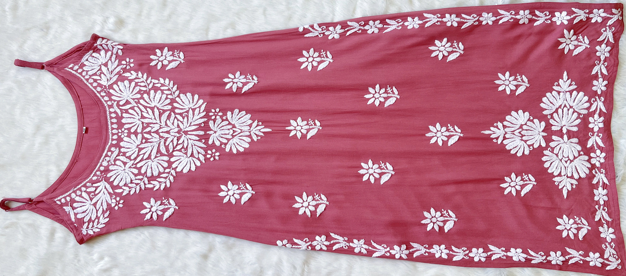 Rida Rose Pink Sleeveless Rayon Chikankari Kurta