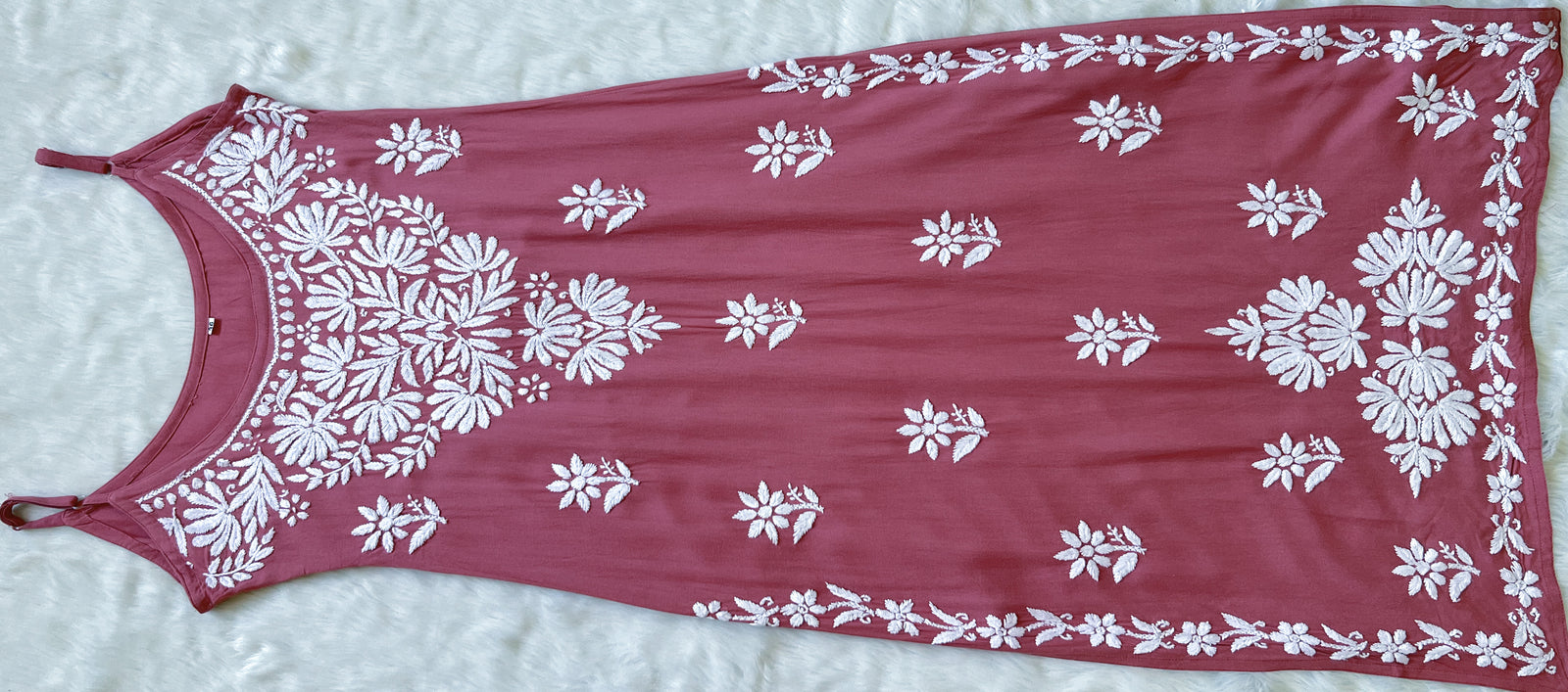 Rida Rose Pink Sleeveless Rayon Chikankari Kurta