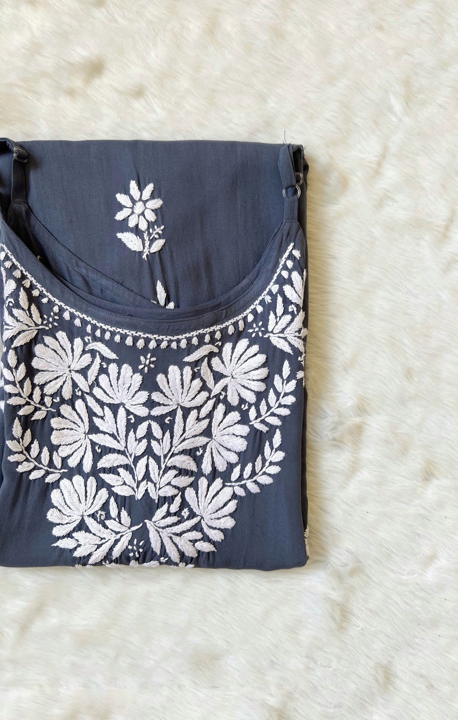 Rida Steel Grey Sleeveless Rayon Chikankari Kurta