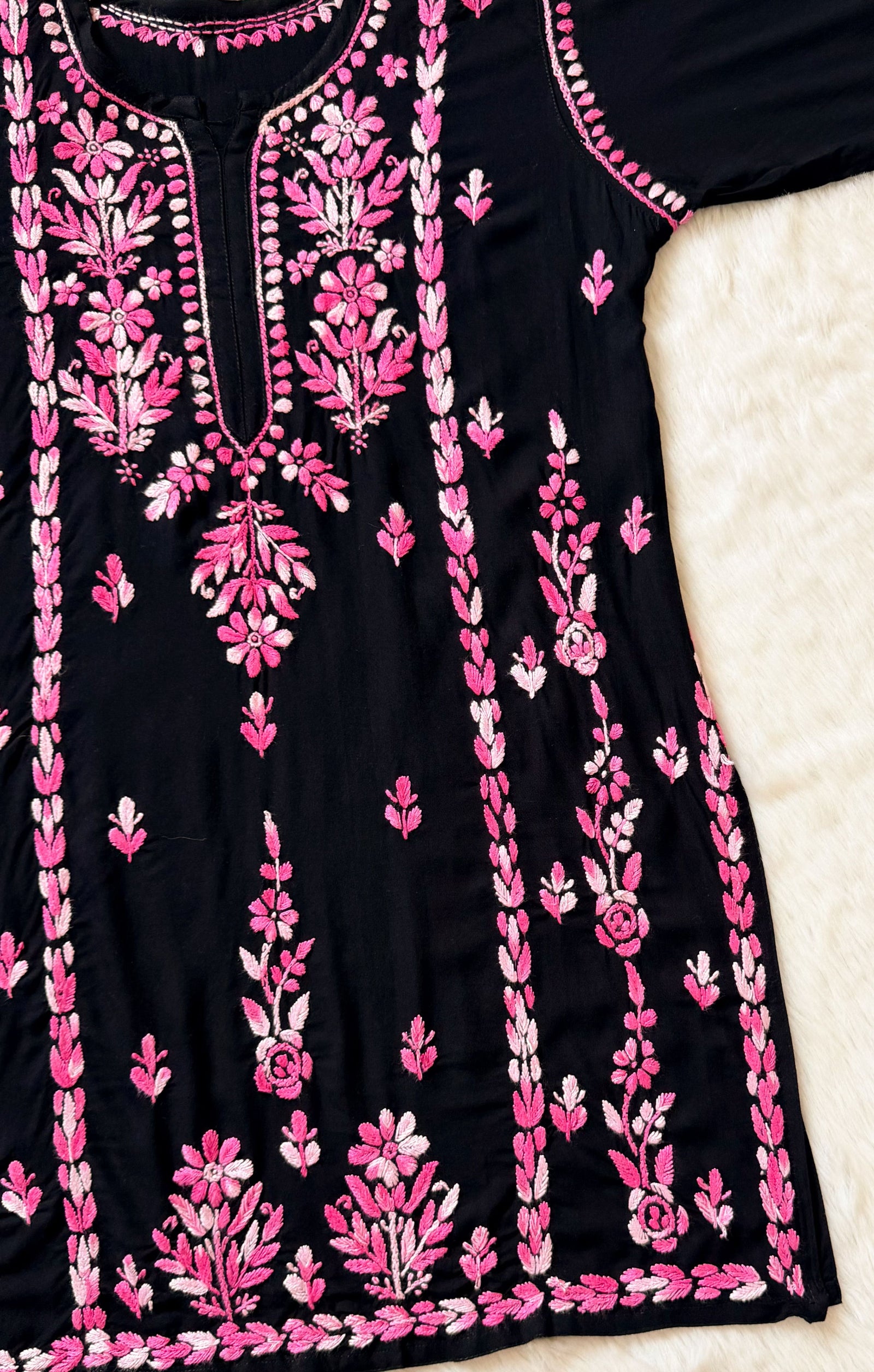 Tara Black & Pink Short Rayon Chikankari Kurti