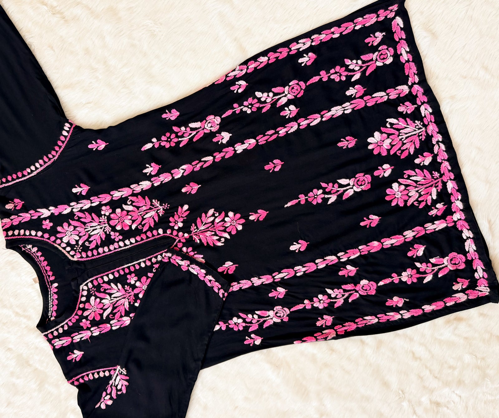 Tara Black & Pink Short Rayon Chikankari Kurti