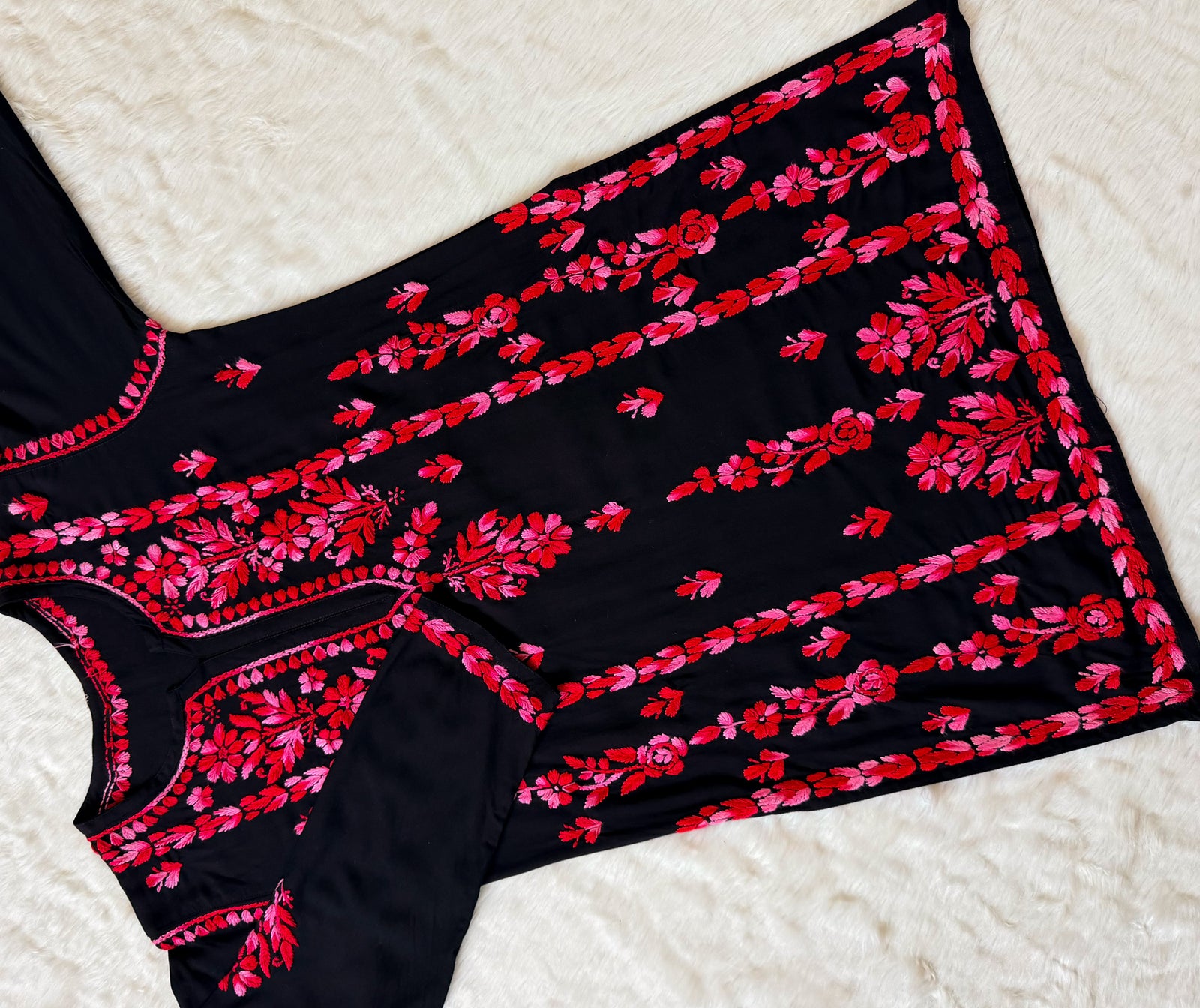 Tara Black & Red Short Rayon Chikankari Kurti